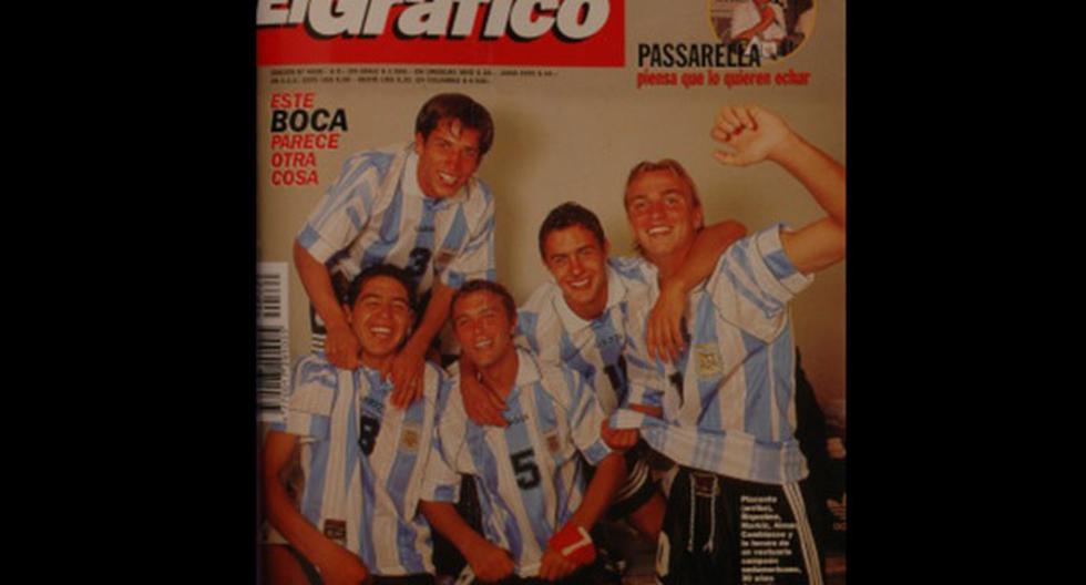 Juan Román Riquelme celebrando el título de Argentina con sus compañeros. (Foto: Revista El Gráfico)