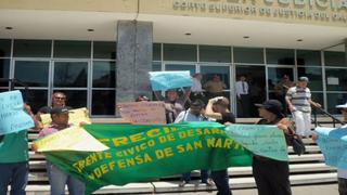 Pobladores de San Martín protestan contra monopolio de notarios