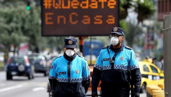 El Comité de Operaciones de Emergencia de Ecuador instó a que se vuelva al teletrabajo desde este jueves 28 por rebrote de la enfermedad. (Foto: EFE)