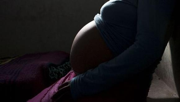Las más altas tasas de embarazo adolescente se registra en las zonas rurales,en la selva y personas que no lograron culminar la primera. En esta última alcanza el 38% de la población (Foto: archivo)