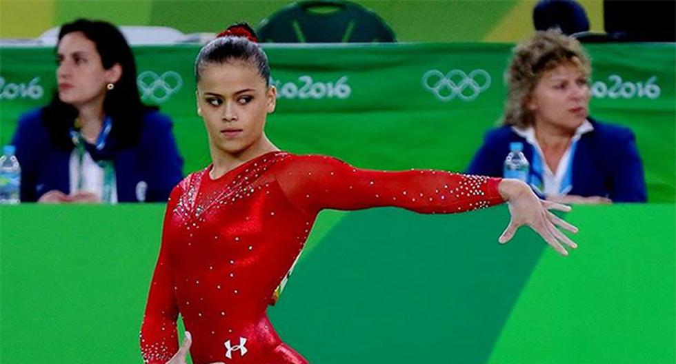 Ariana Orrego fue la primera gimnasta peruana en unos Juegos Olímpicos. La joven de 17 años mostró sus manos tras su participación en Río 2016. (Foto: Team Under Armour Perú)