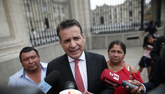 Omar Chehade cuestionó el anuncio de Julio Guzmán de presentar una denuncia constitucional contra los 105 legisladores que apoyaron la vacancia contra Martín Vizcarra. (Foto: GEC)