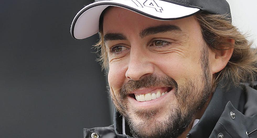 Fernando Alonso inauguró este viernes su museo en La Morgal. (Foto: EFE)