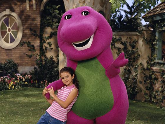 Selena Gomez participó en varios capítulos del programa infantil "Barney y sus amigos". Foto: Instagram