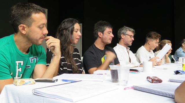 "La jaula de las locas": así se prepara el elenco para la obra  - 6