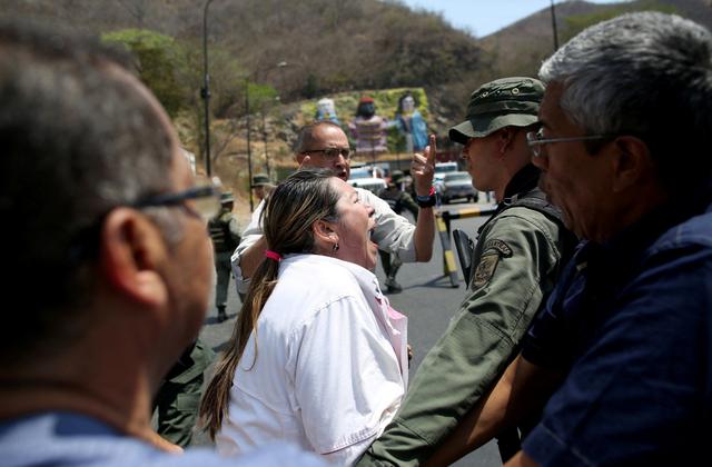 Caravana de Juan Guaidó se dirige a la frontera con Colombia para recibir ayuda humanitaria. Foto: Reuters