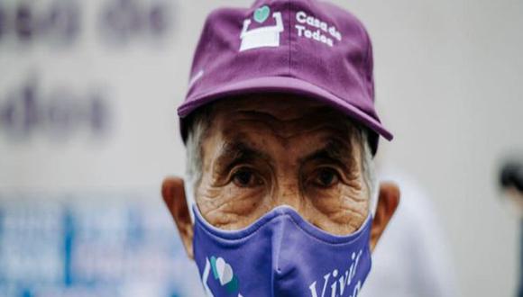 La campaña  “Abriga a Un Abuelito” tiene por objetivo que las personas de los albergues de la Beneficencia de Lima cuenten con ropa adecuada durante el descenso de la temperatura por el invierno. (Foto: Difusión)