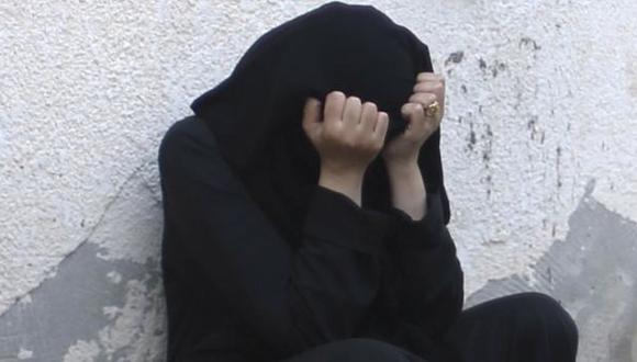 Estado Islámico: acusada de adulterio sobrevive a su lapidación