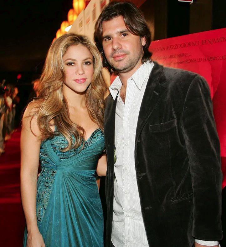 Shakira y Antonio de la Rúa