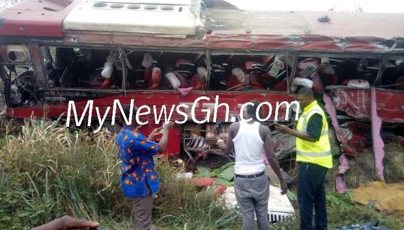 Al menos 60 muertos en un choque entre dos autobuses en Ghana. Foto: Twitter @Mynewsgh