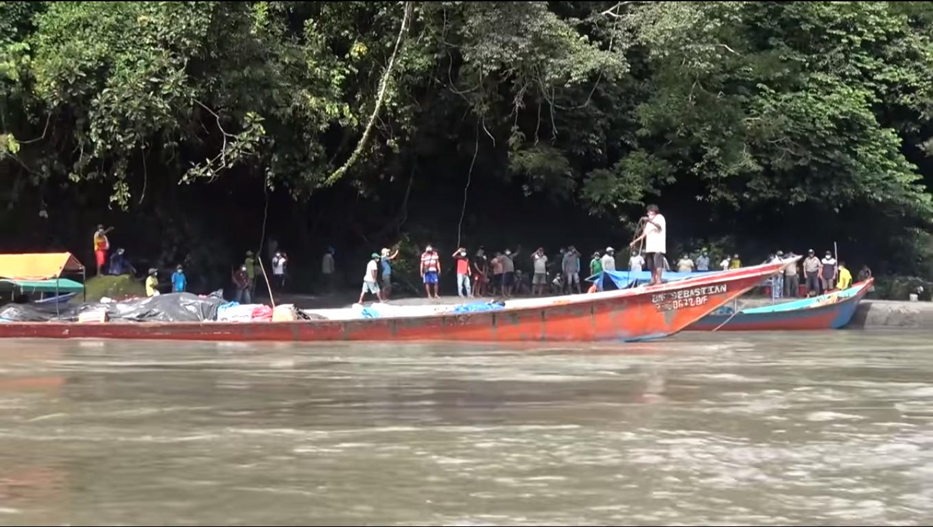 Dirigentes de las comunidades nativas del sur de Megantoni, Cusco, bloquearon el acceso fluvial para evitar que el COVID-19 llegue a ellos (Foto: Municipalidad de Megantoni).