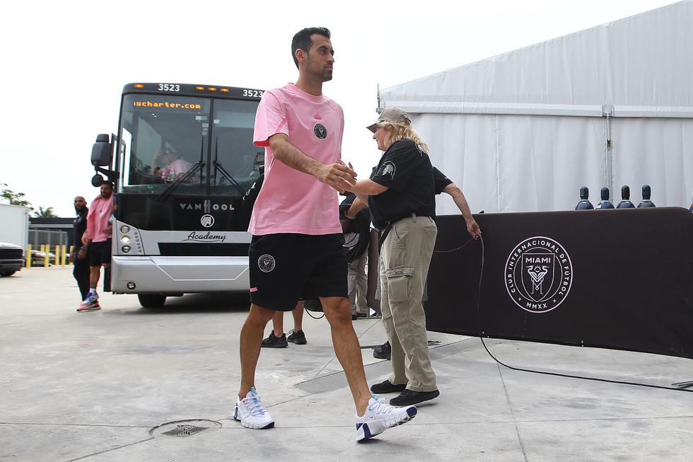 Arrival of players prior to the soccer match between Inter Miami CF and Orlando City SC, with the presence of Peruvian soccer players Pedro Gallese and Wilder Cartagena.  Photos: Leonardo Fernández / @photo.gec