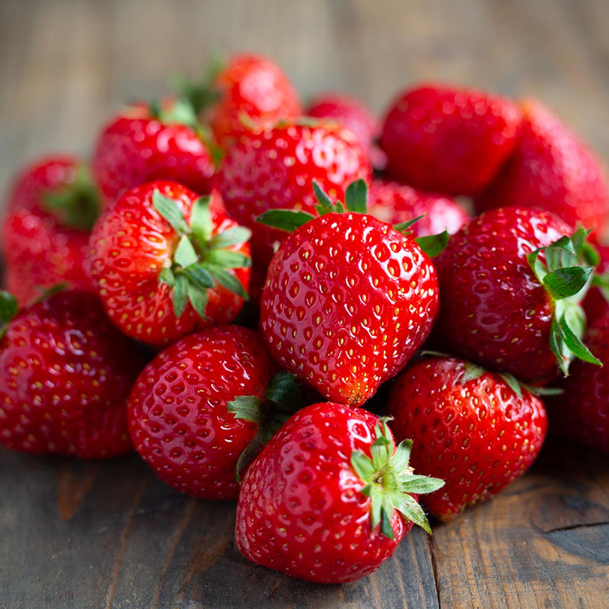 CONSERVAR LAS FRESAS FRESCAS mas tiempo.. Keep strawberries fresh. 