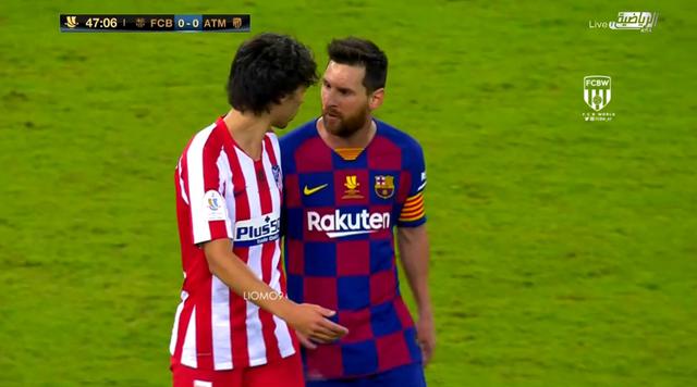 Lionel Messi y Joao Félix discutieron al final de la primera mitad