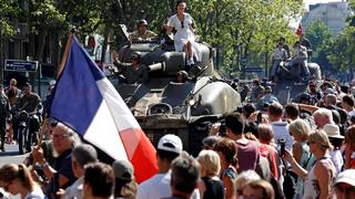París conmemora los 75 años de la liberación del yugo nazi | FOTOS