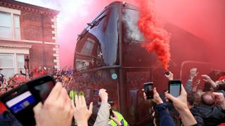 Liverpool-Villarreal: fiesta en los alrededores de Anfield Road