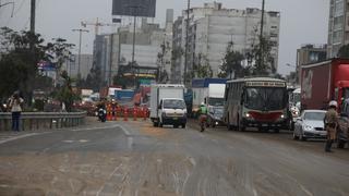 Rutas de Lima pide manejar con precaución o usar vías alternas en la Panamericana Sur