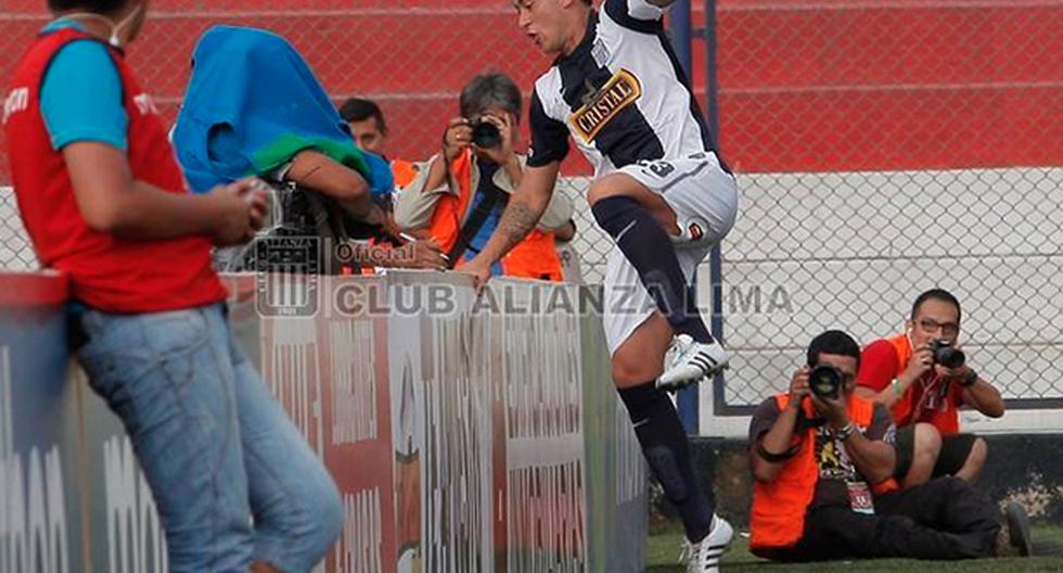 Walter Ibáñez, autor de uno de los goles del triunfo de Alianza Lima ante Deportivo Municipal, celebró su triunfo con una estrella de Esto es Guerra (Foto: Facebook)
