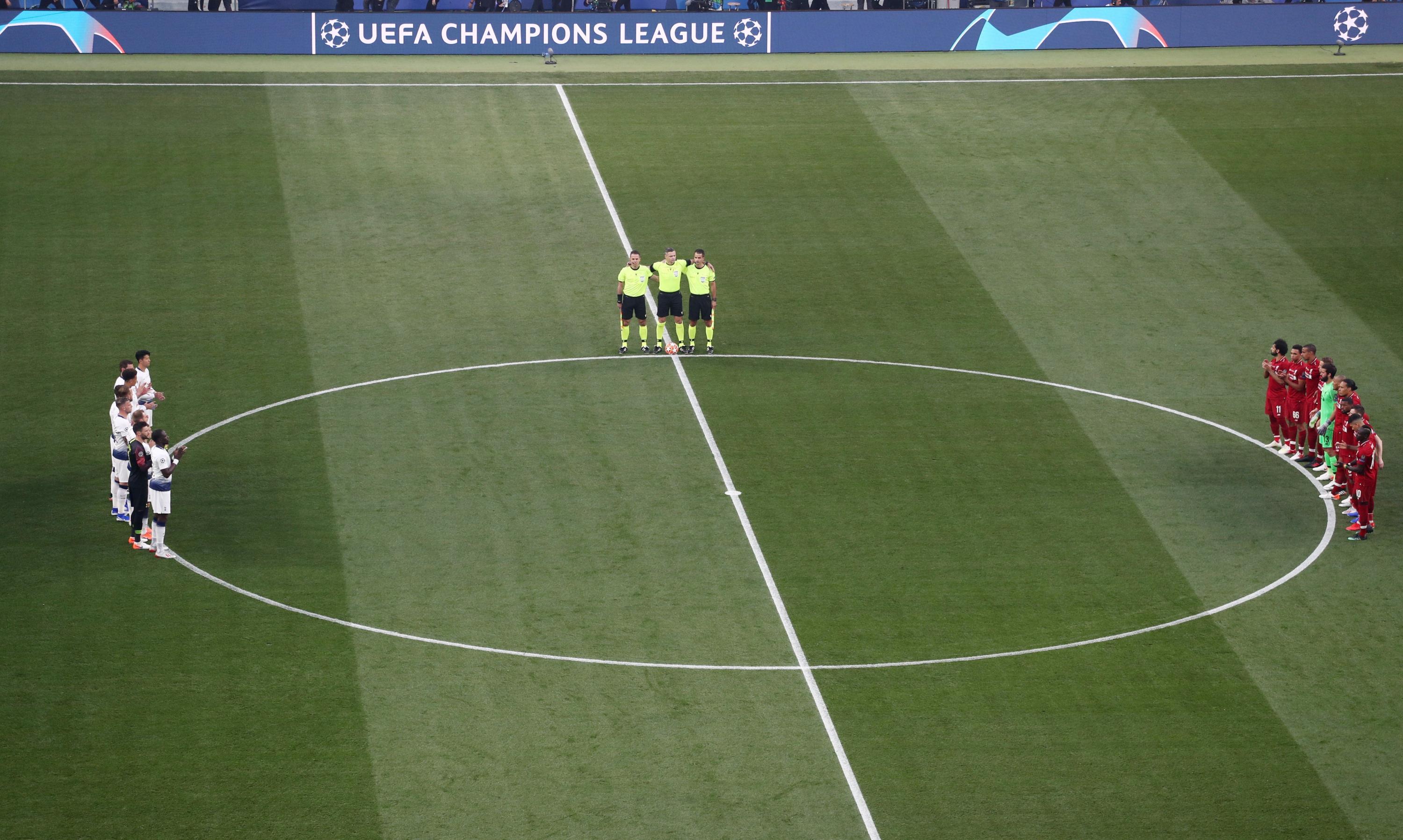 Liverpool vs. Tottenham EN VIVO: así se vivió el minuto de silencio en honor a José Antonio 'La Perla' Reyes. (Foto: AFP)