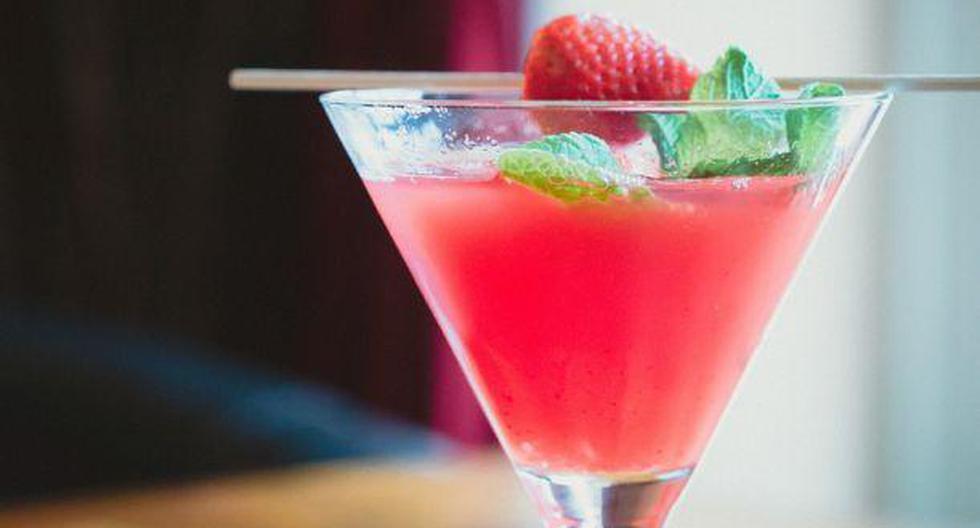 Cóctel de Fresas, una deliciosa bebida perfecta para sorprender. (Foto: Pixabay)