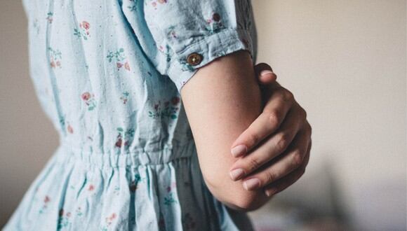 Una niña sufrió inflamación en sus extremidades y, un mes después, fue diagnosticada con cáncer terminal. (Foto: Pixabay).