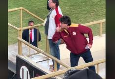 Jean Ferrari y el polémico gesto en la tribuna durante el Universitario vs Cristal