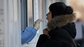 Beijing endurece los controles de entrada a la ciudad tras detectar el primer caso de la variante ómicron