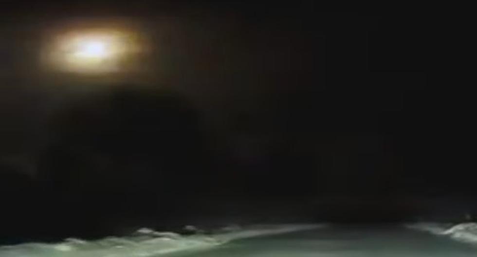 Un video grabado en la región noroccidental rusa de Arjánguelsk este domingo muestra la entrada de un meteorito en la atmósfera con su cámara de registro. (Foto: YouTube)