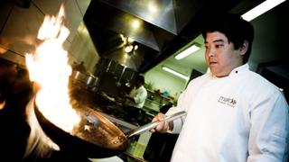 Mitsuharu Tsumura conducirá un programa dedicado a la cocina peruana en canal El Gourmet