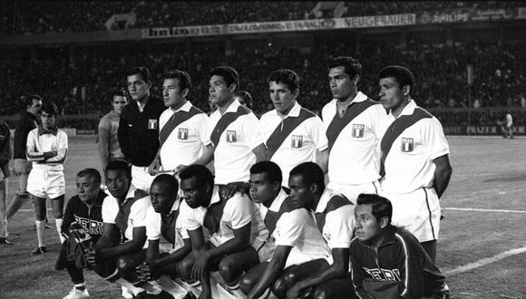 Perú saltó a la cancha del Maracaná con Ottorino Sartor, Pedro González, Orlando De la Torre, Héctor Chumpitaz, Javier González, Ramón Mifflin, Teófilo Cubillas, Julio Baylón, Perico León, Enrique Casaretto y Alberto Gallardo como titulares. (Archivo El Comercio)