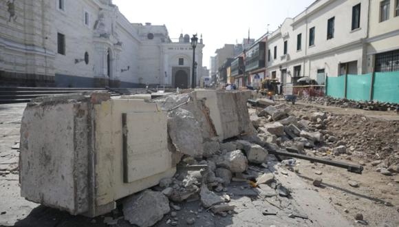 La Municipalidad de Lima inició obras de remodelación tras derrumbe del cerco perimétrico del templo de San Francisco, Centro de Lima Foto: Britanie Arroyo / @photo.gec