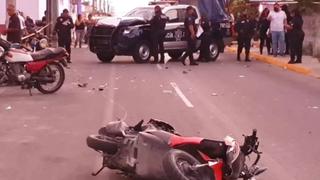 México: policías atropellaron a dos argentinos que viajaban en moto en Cozumel y uno de ellos está grave