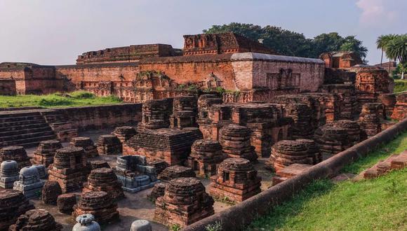 Las 23 hectáreas que han sido excavadas del sitio son probablemente una fracción del campus original de la Universidad de Nalanda. (GETTY IMAGES)