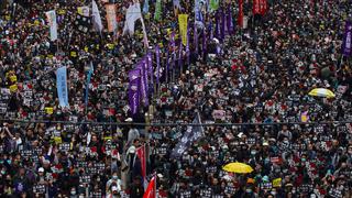 Más de un millón de personas toman las calles de Hong Kong en marcha de Año Nuevo | FOTOS