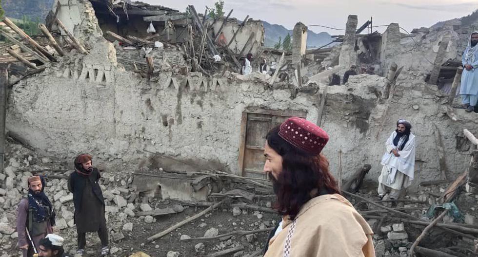 The videos of the powerful earthquake that left more than 1,000 dead in Afghanistan