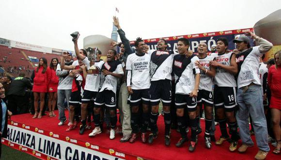 Alianza Lima logró ganar por última vez el Torneo Apertura en el año 2006 al mando de Gerardo Pelusso. (Foto:Internet).