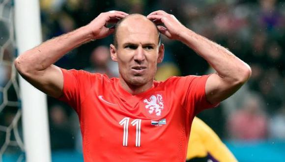 Robben se lesionó y estará un mes inactivo en Bayern Múnich