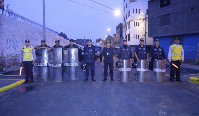 La Municipalidad de Lima tuvo el apoyo de la Policía Nacional. (Foto: Municipalidad de Lima)