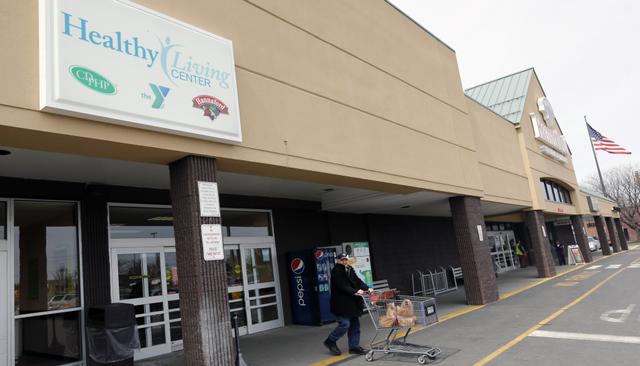 Van al supermercado a comprar y a hacer ejercicios - 1