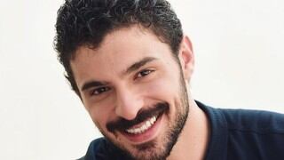 Quién es Halit Özgür Sarı, el actor que hace de Kadir Eren en “Hermanos”