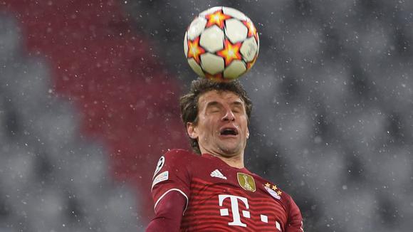 El gol de Thomas Müller para el 1-0 en Barcelona vs. Bayern Munich. (Fuente: ESPN)