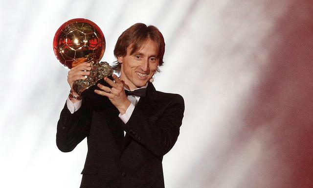Luka Modric ganó el Balón de Oro 2018 | Foto: EFE
