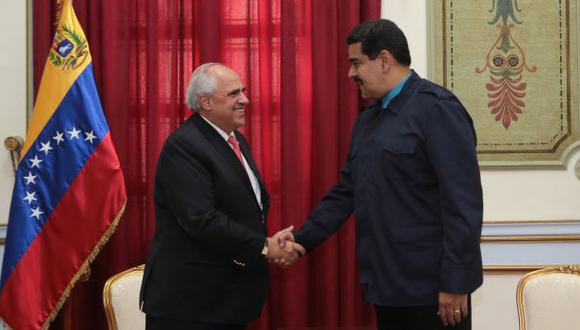 Secretario general de la Unasur apoya la versión de Maduro
