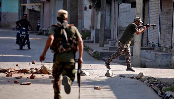 Enfrentamientos en Cachemira dejan al menos 16 muertos. (Foto: Reuters)