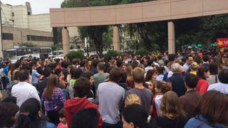 Marcha en solidaridad con París llegó al Parque Kennedy