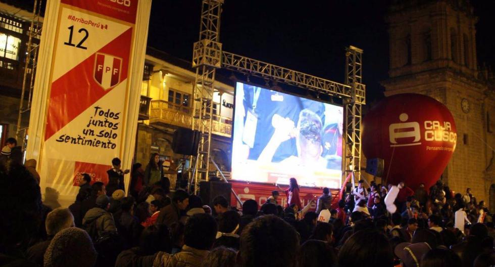 Dos pantallas gigantes se instalarán en la plaza Mayor para alentar a la selección peruana en su debut en el Mundial de Fútbol Rusia 2018. (Foto: Andina)