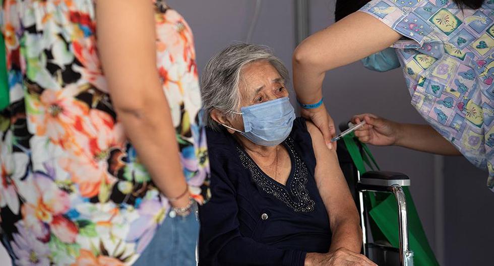 La campaña de vacunación de Chile ha demostrado tener un avance exitoso. (Foto: Efe)