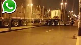 Vía WhatsApp: Camión de carga pesada invade berma en Breña