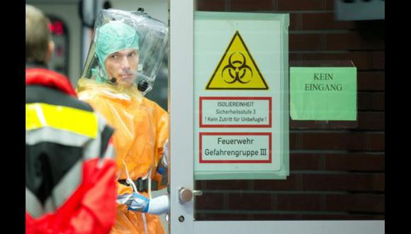 Ébola en Alemania: El paciente repatriado está sumamente grave