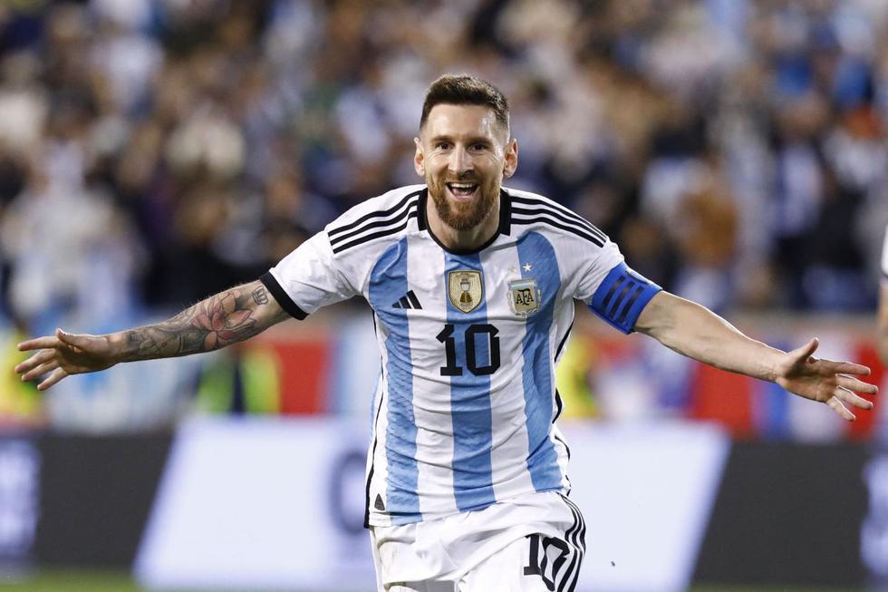 Argentina goleó a Jamaica con doblete de Messi | Foto: AFP